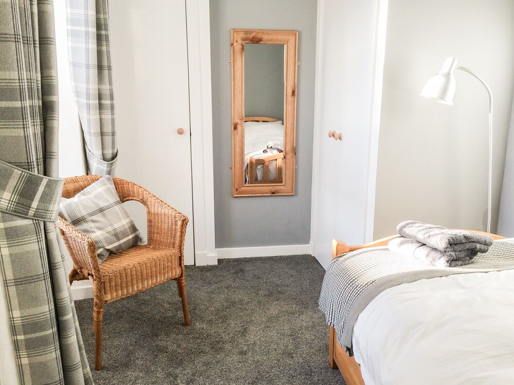 Dermot Cottage view 5