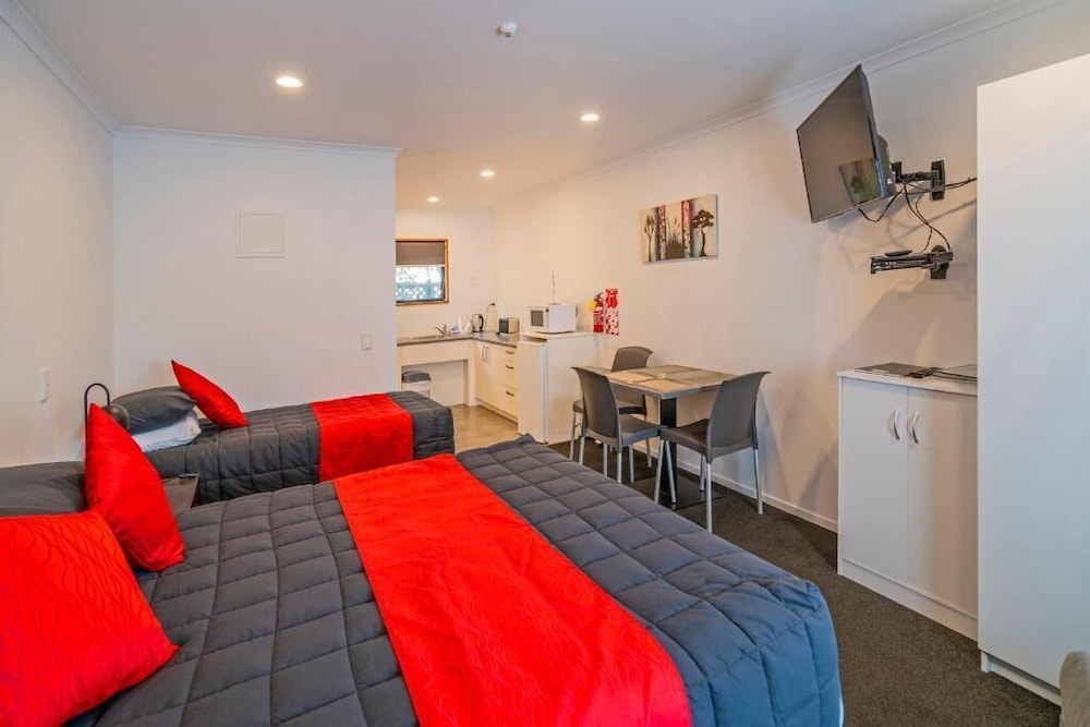 Bayside Holiday Units view 2