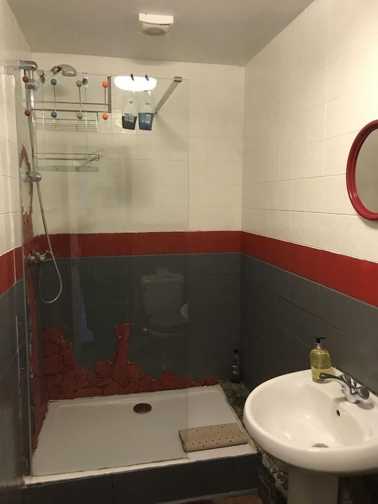 Ramsgate Vacations - The Little Tree Boutique BB - Property Image 7