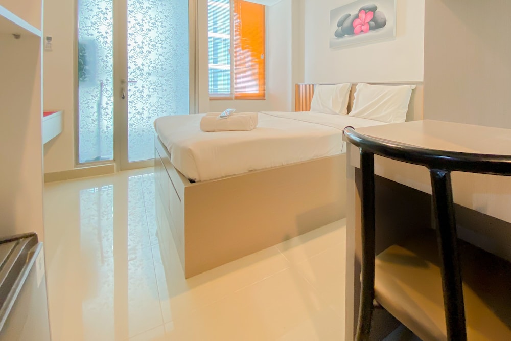 Cozy Stay Studio At Tamansari Iswara Apartment, Bekasi - 18