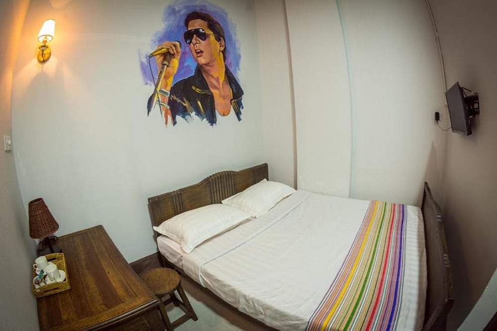 Shwe Yo Vintage Hostel