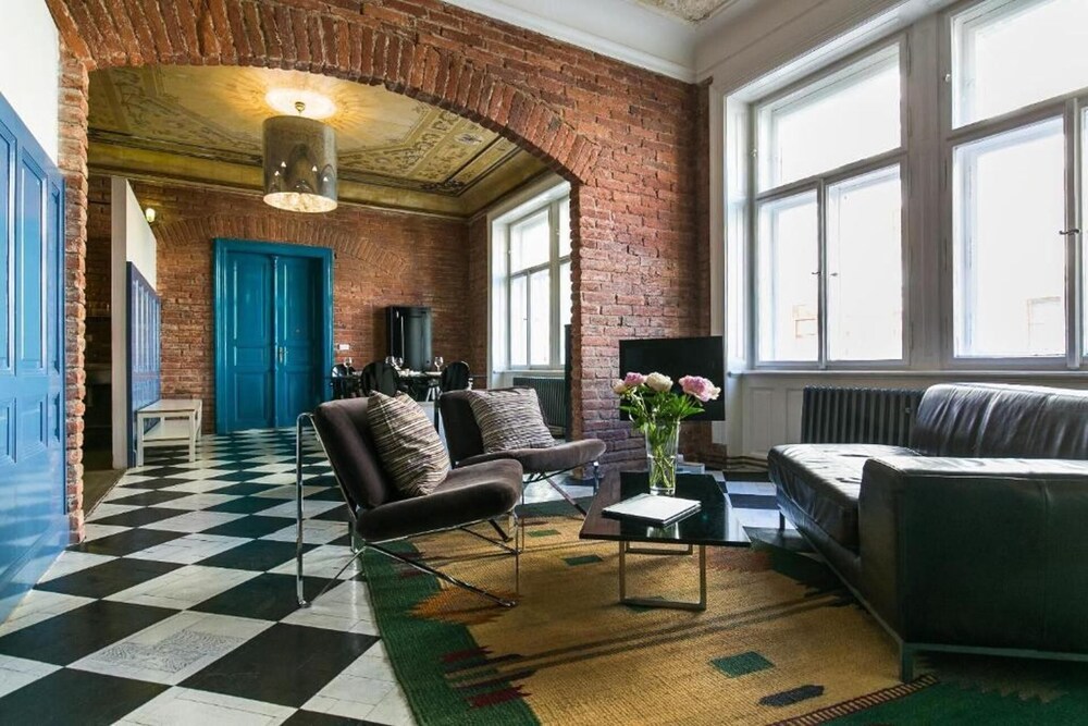 2 Bed Flat - Sleeps 3 - Wifi