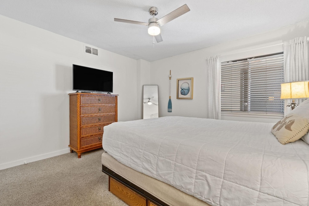 Edgewater West 65