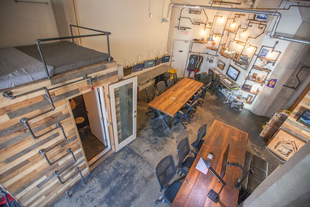 meeting & event spaces