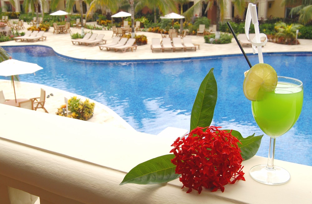 Infinity Bay Spa & Beach Resort - Photo 43