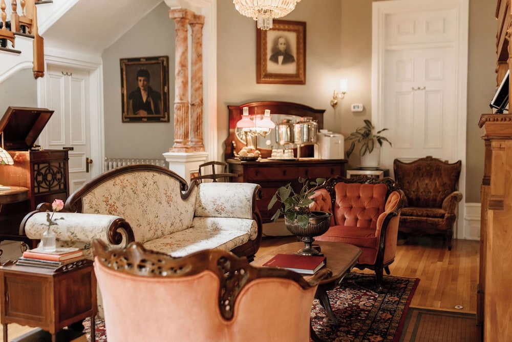Ellerbeck Mansion Bed & Breakfast