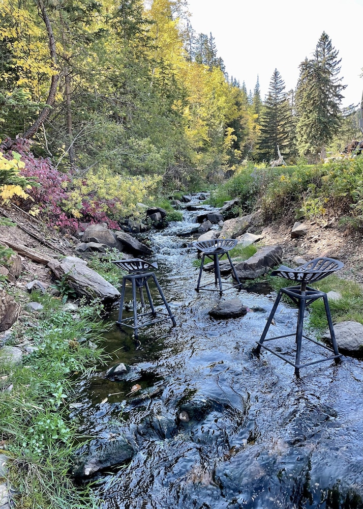 Whitetail Creek Resort