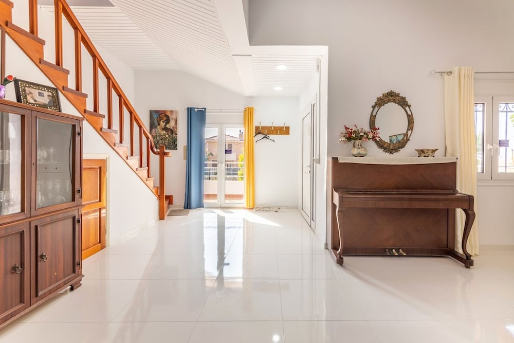 Amazing Villa Chrysanthi With Private Pool