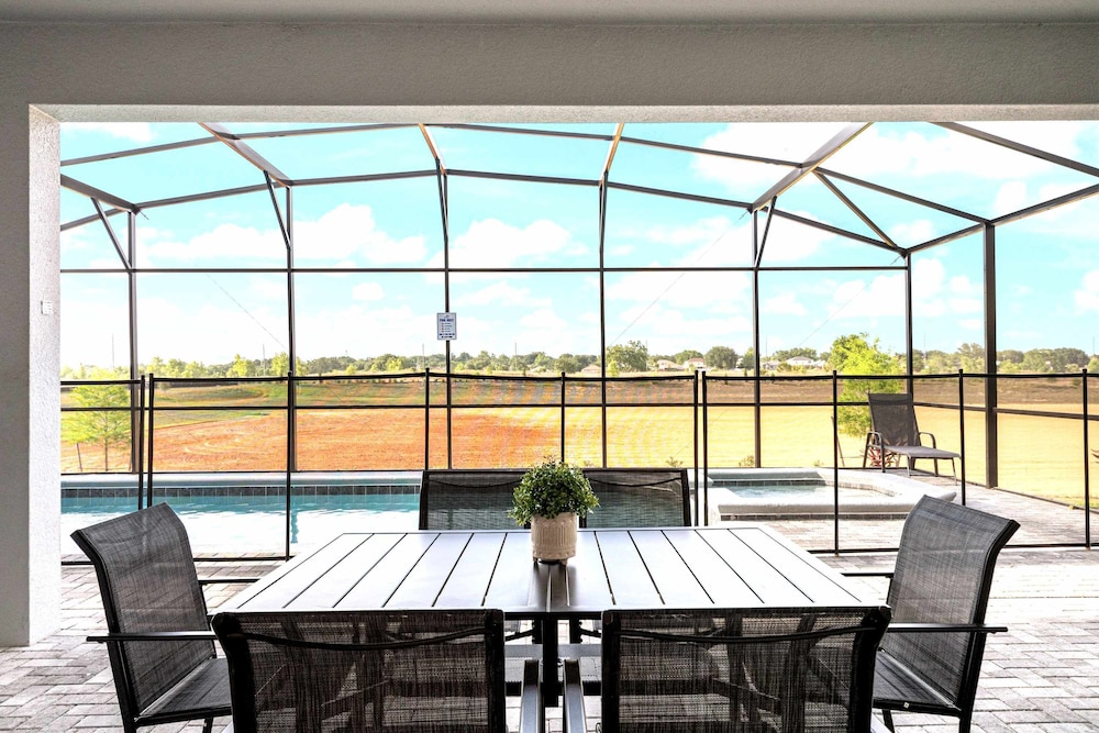 Come Stay at This Wonderful Vacation Home for a Relaxing Stay!