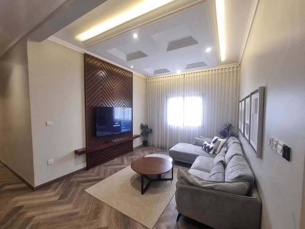 Hometel Khozama Jed