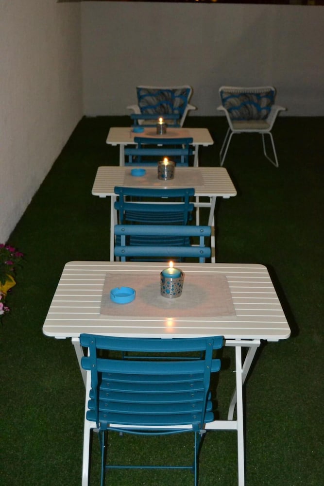 Abraxia Guesthouse