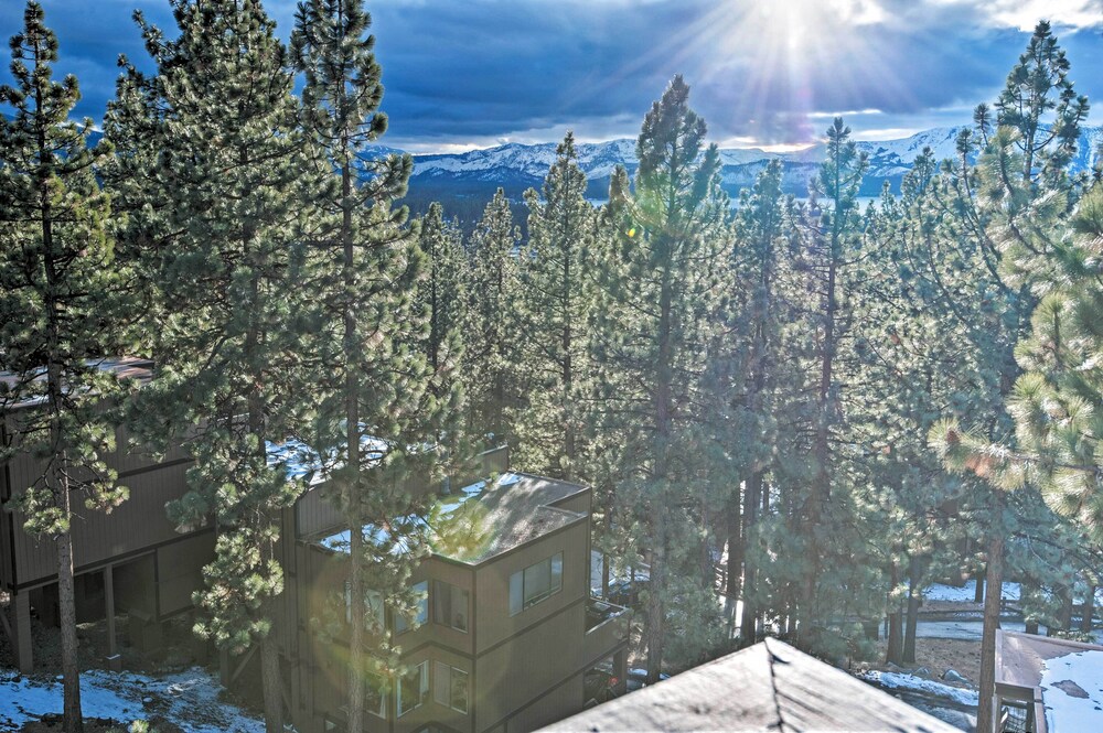 Tahoe Retreat w/ Deck - 2 Mi to Nevada Beach! - Property Image 13