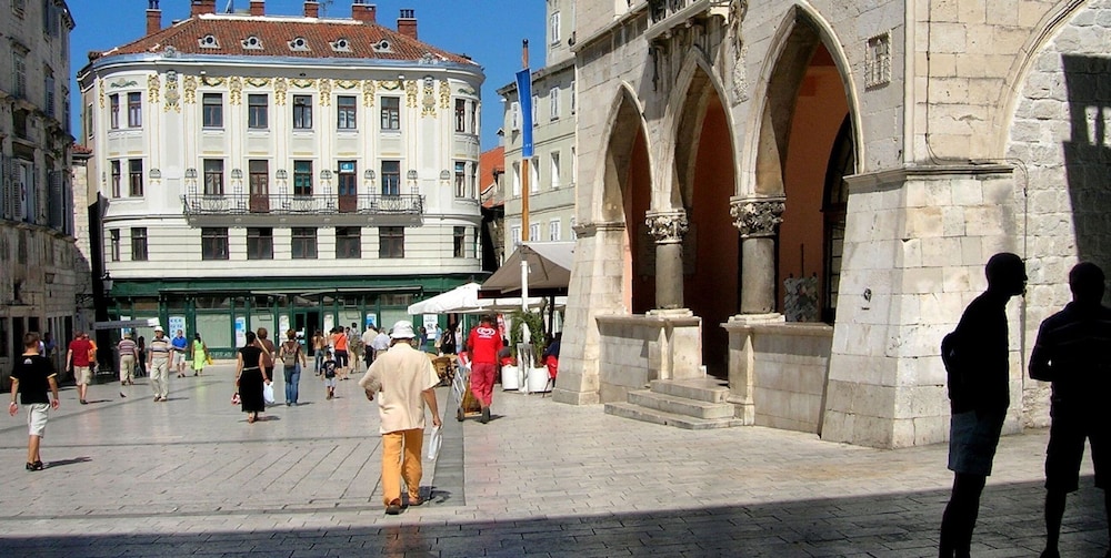 Photo 47