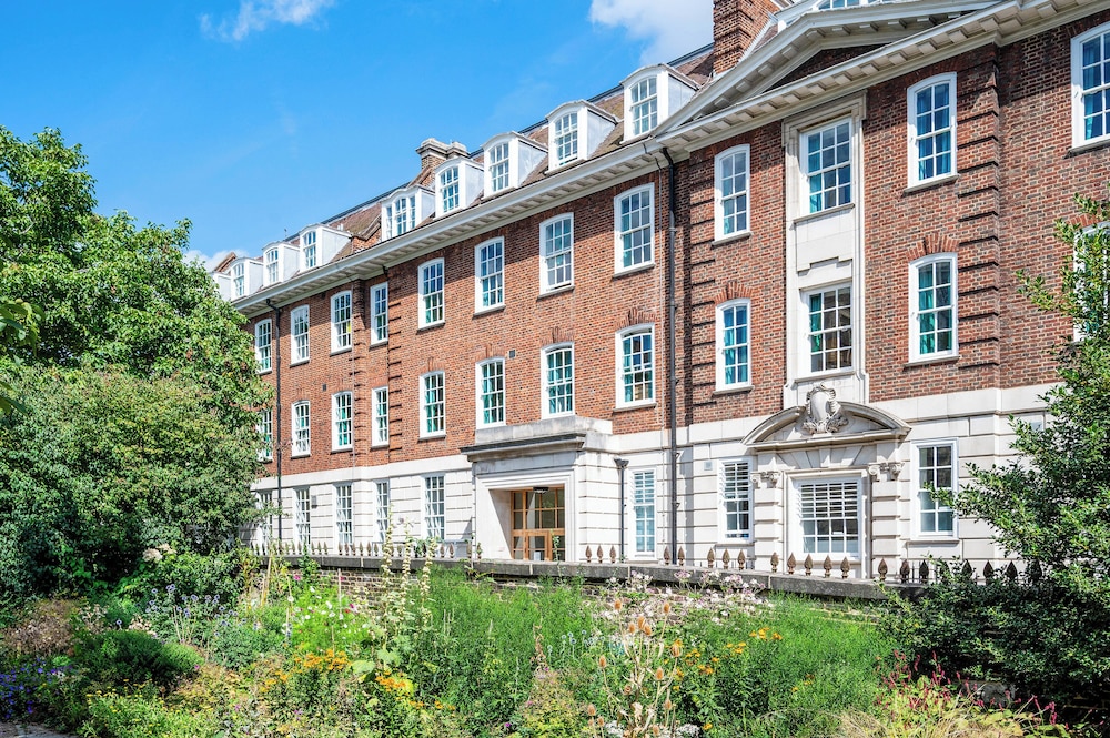 Student Only AXO Waterloo