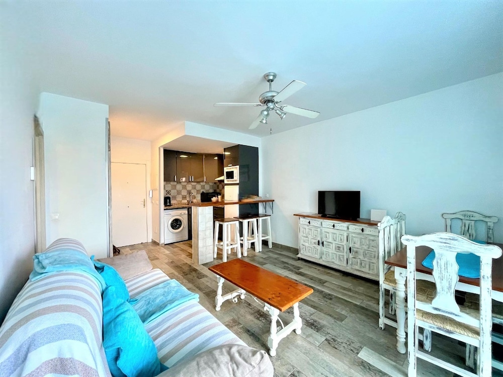 Beachfront Apartment With Terrace