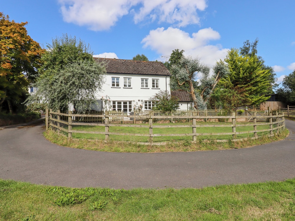 Culver Court Cottage