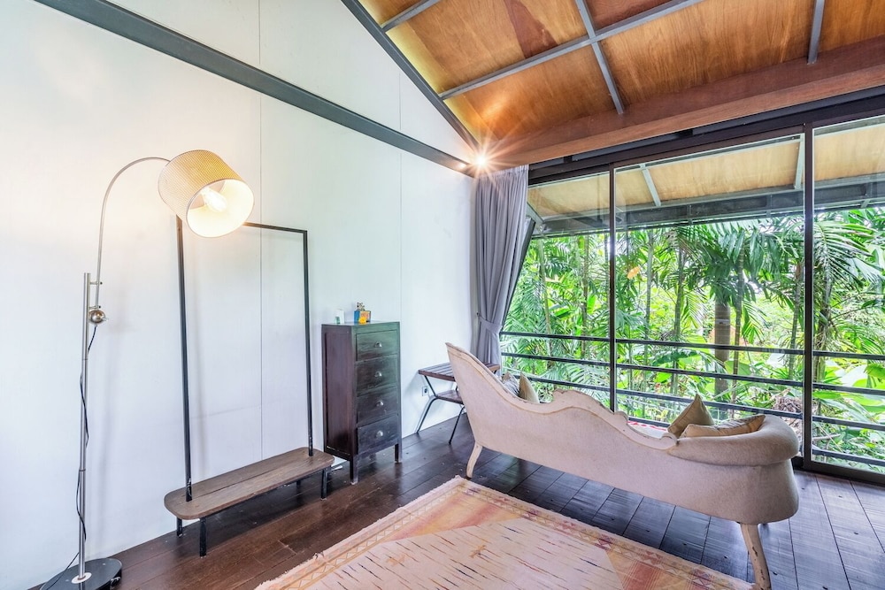 Your Dream Waterfront Villa