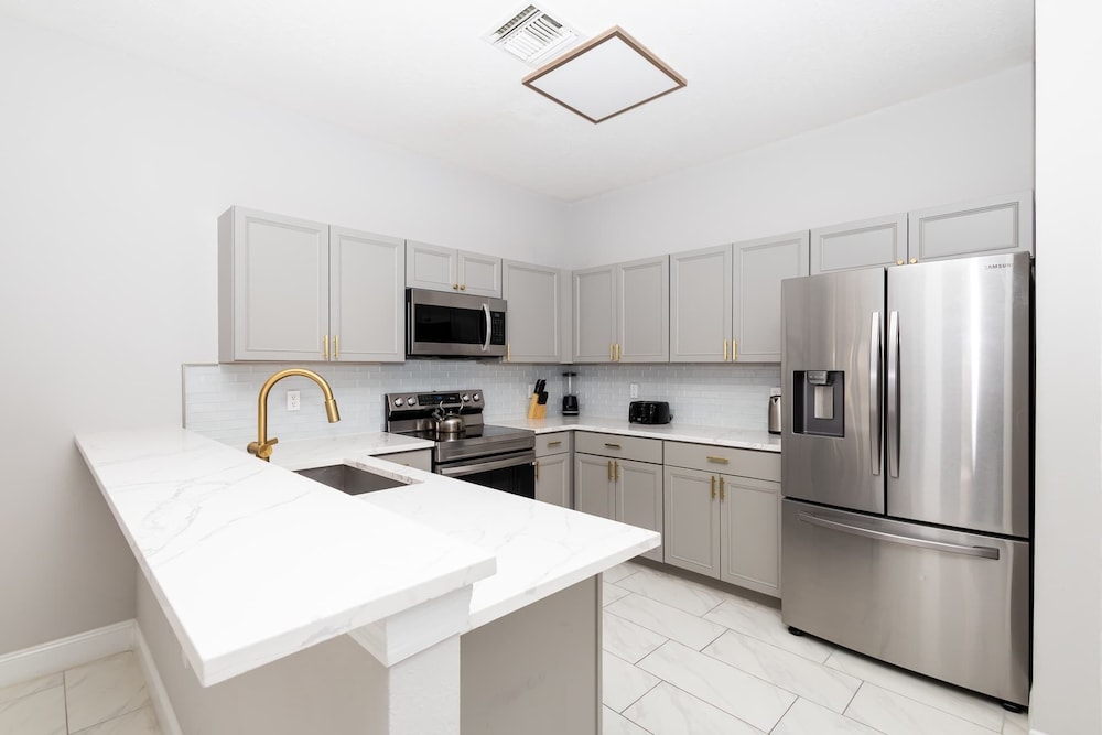 Silver Lining Luxury for 10!