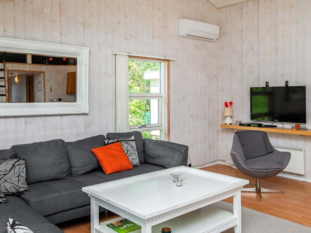 10 Person Holiday Home in Vaeggerlose-by Traum