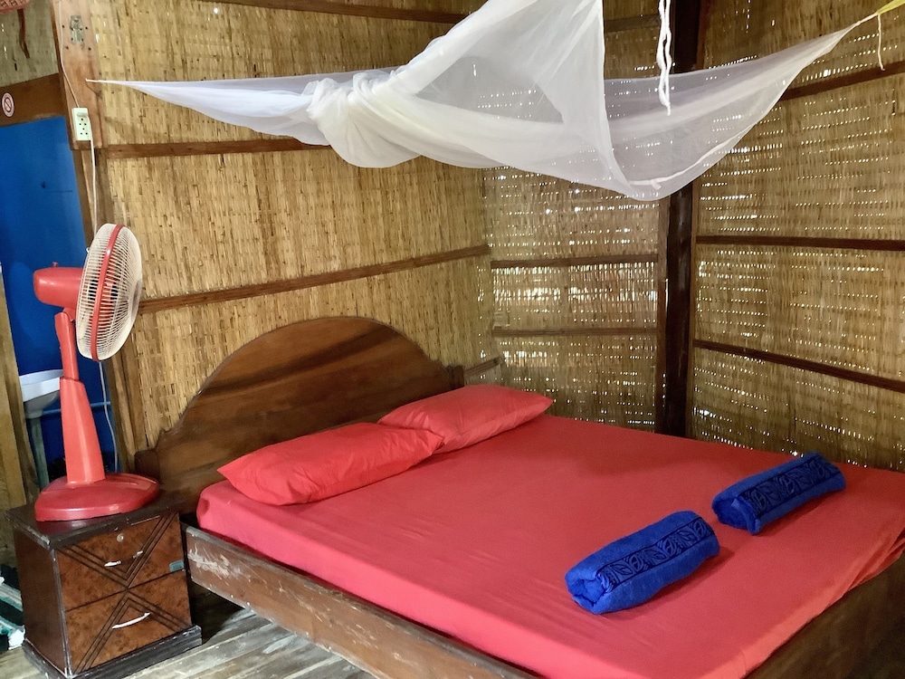 Cocohuts Cambodia view 4