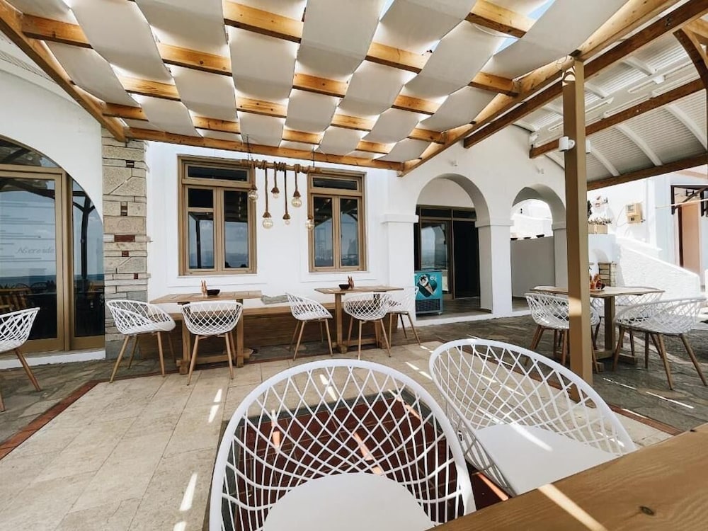 Nereides Seaside Apartments photo 2