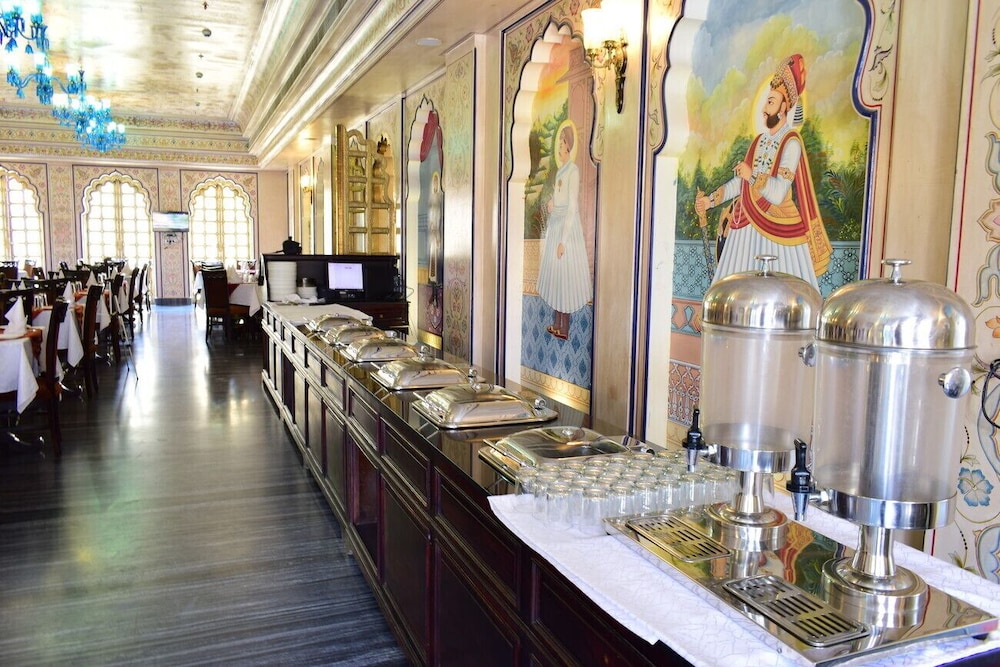 Umaid Haveli - A Heritage Style Hotel & Resort