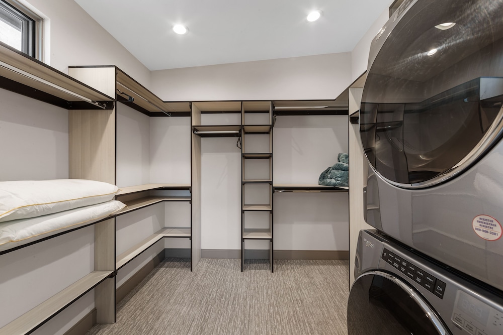 200 Caravelle Drive view 2