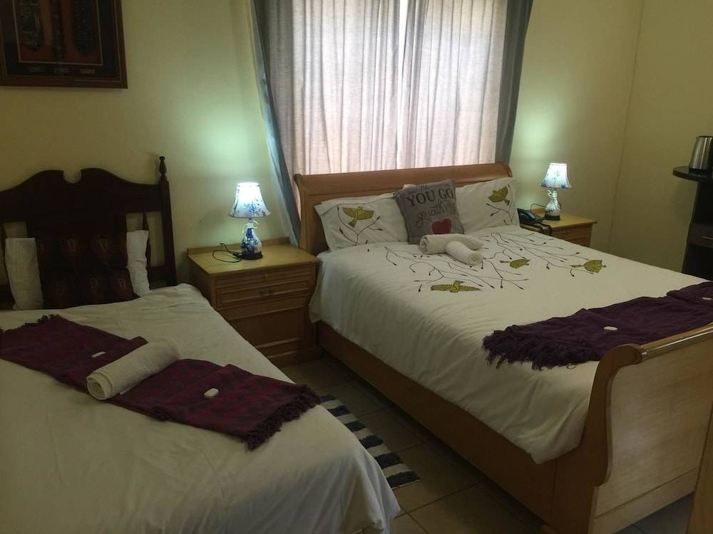 Pale Bohemia Bed and Breakfast