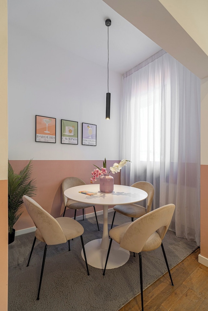 Contemporary 3-Bedroom Lofts - Modern Touches Meet Classic Elegance by Calea Victoriei