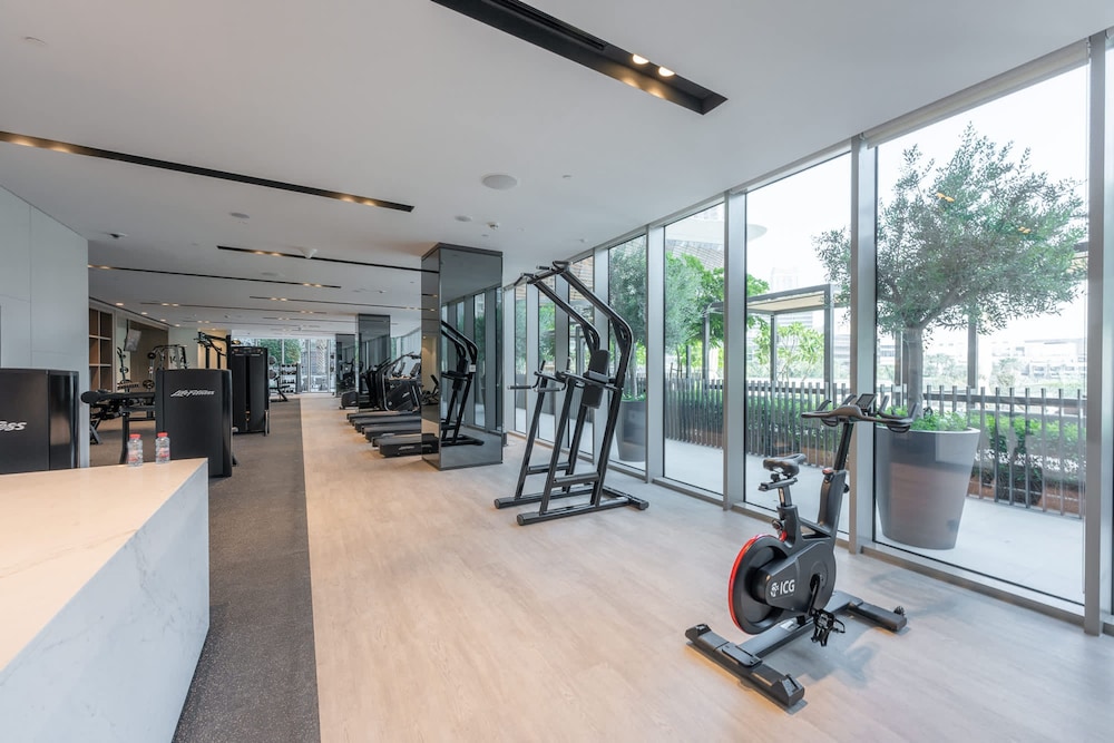 Cozy 2-bedroom Apartment Perfect for Family in Downtown With Burj Khalifa Views