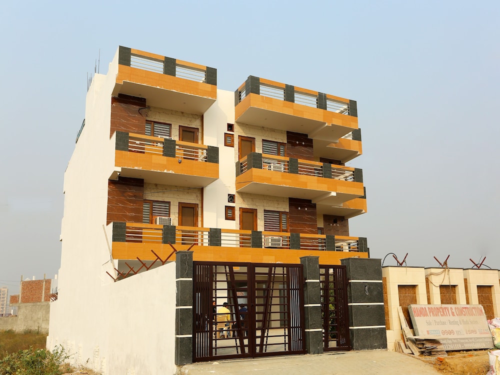 OYO 26625 Bleu Ville Prime view 2