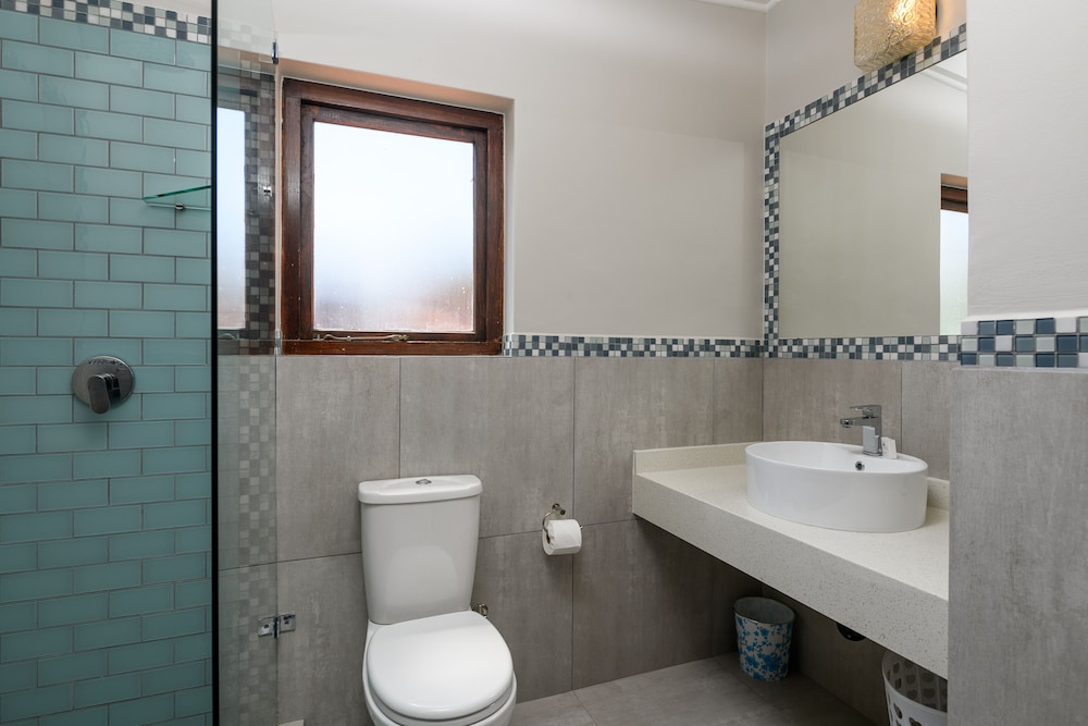San Lameer Villa Rentals 3114