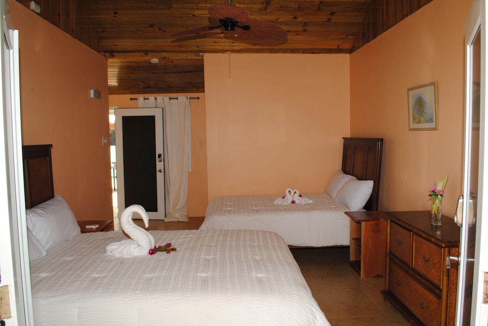 Luna Sea Inn