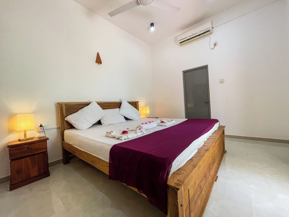 Randi Guest House