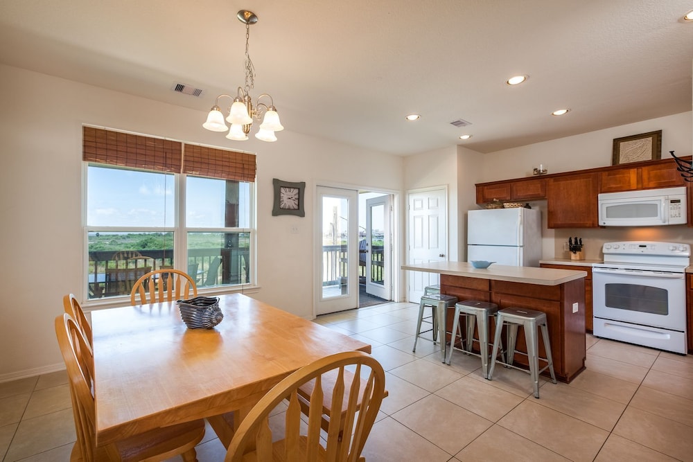 Sandy Hook by Ryson Vacation Rentals