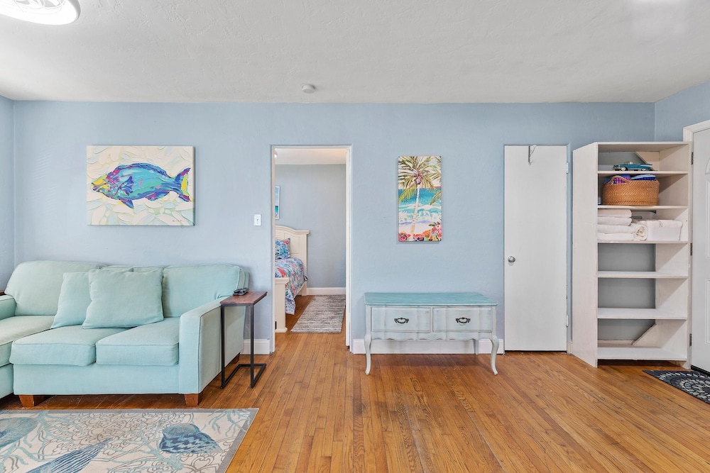 Flagler Suites 4