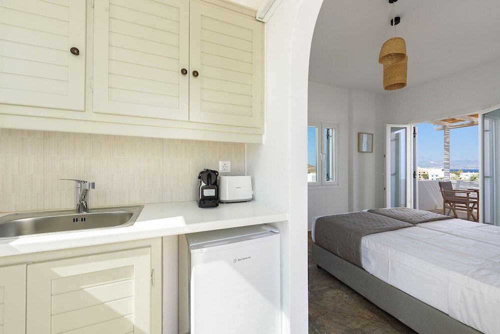 Phaedrus Living: Paros Cycladic Residences 5