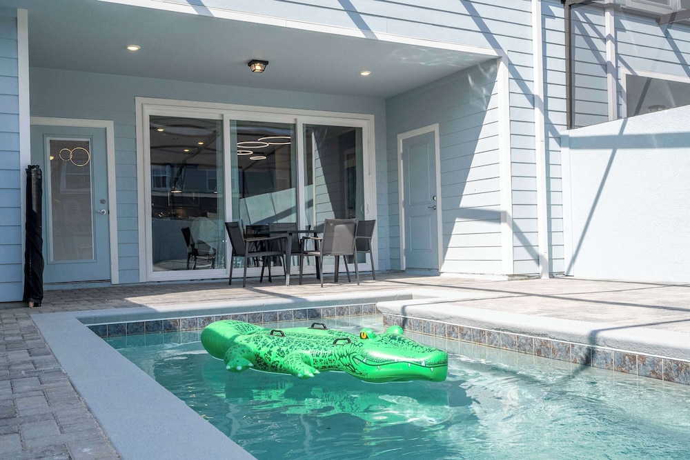 Luxury Private Pool & Themed Rooms Close To Disney 1282