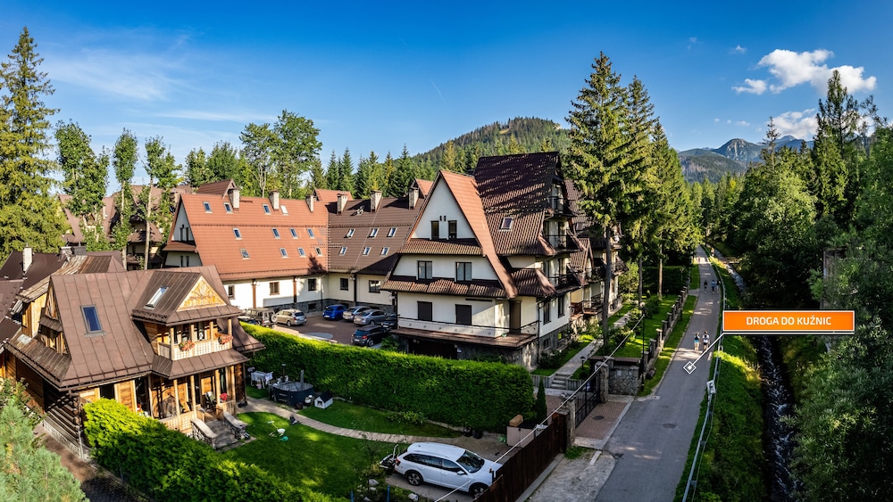 Apartamenty Sun & Snow Centrum Zakopane view 3