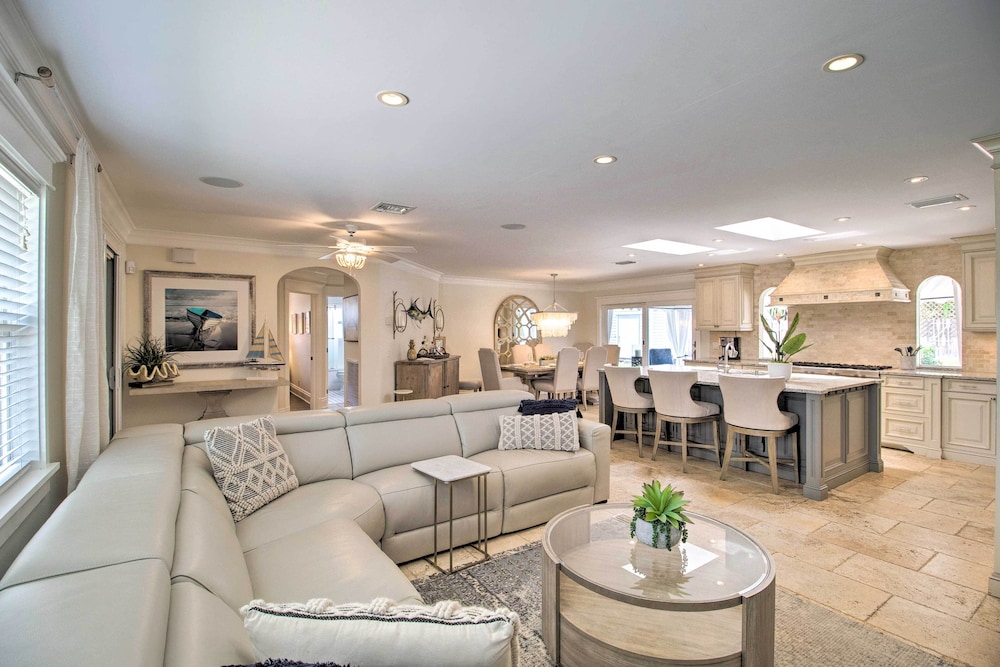 Luxury Getaway in Palm Beach Gardens! - Property Image 20