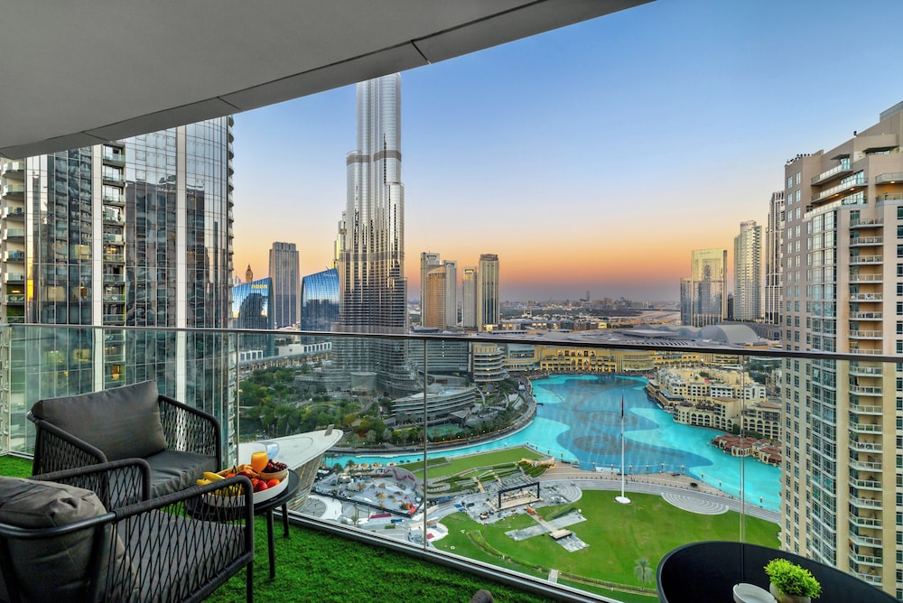 Roomszy Residences - Opera Grand