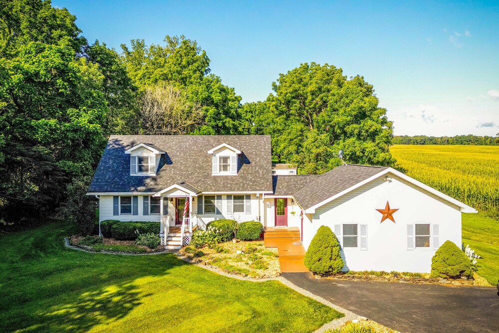 Lovely Interlaken Home w/ Fire Pit & Yard!