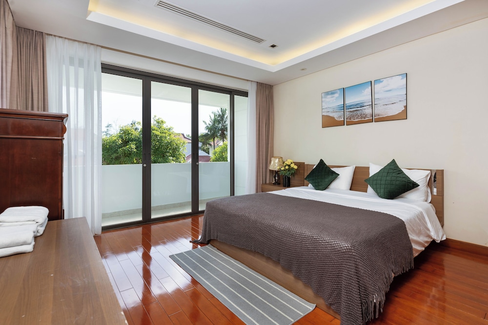 Ocean Luxury Villas Danang