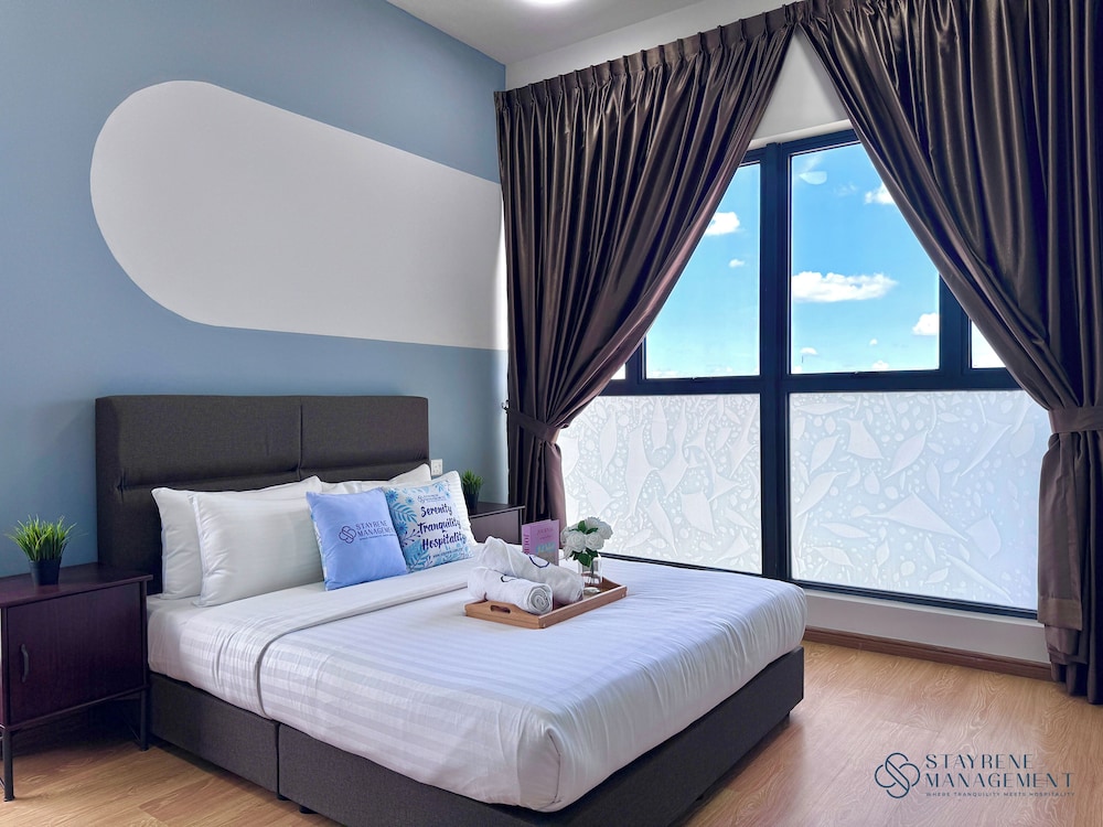 Country Garden Danga Bay Sea View Homestay by Stayrene