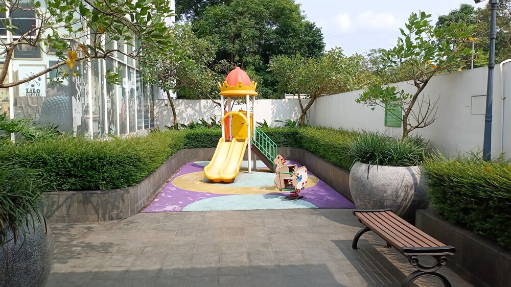 Tidy And Restful Studio At Serpong Garden Apartment