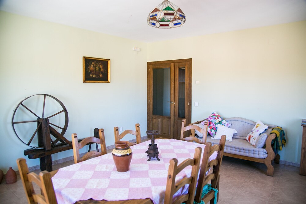 Hotel Restaurante Quintanares - Property Image 70