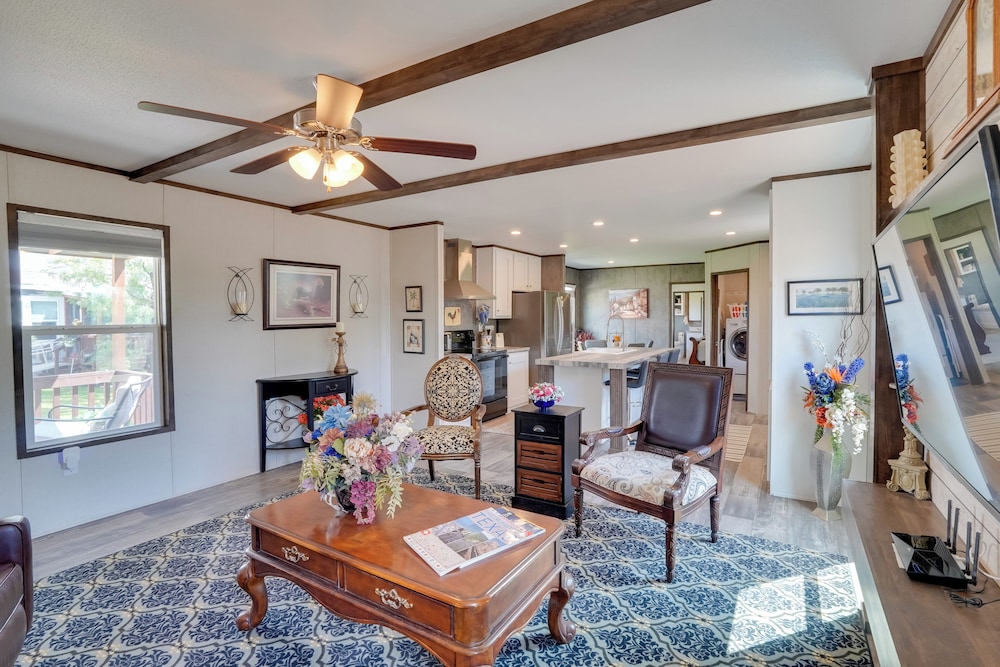 Peaceful Countryside Home w/ Yard in Hawley