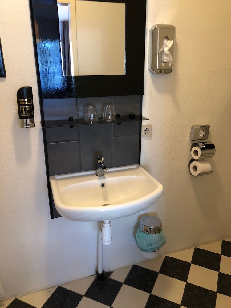 Photo 42