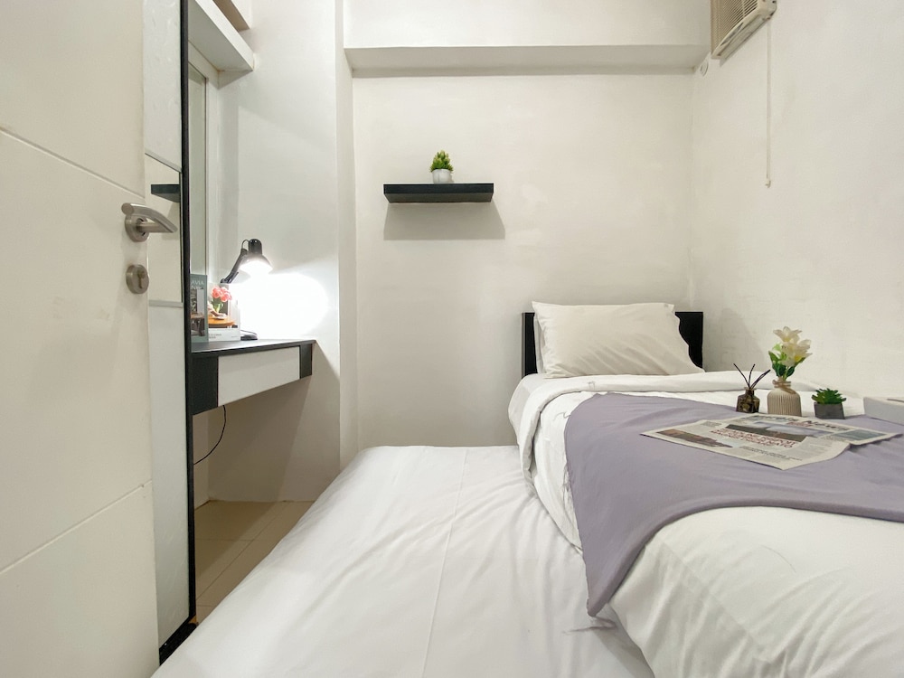 Functional 2Br At Apartment Bassura City