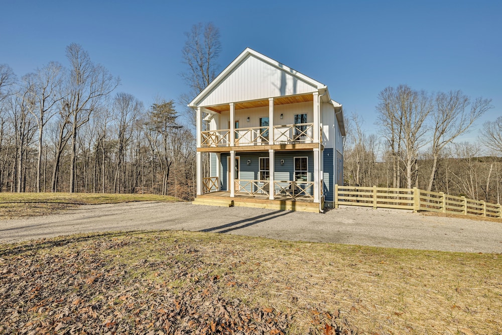 Lakeside Home Near Mammoth Cave & Nolin Lake!